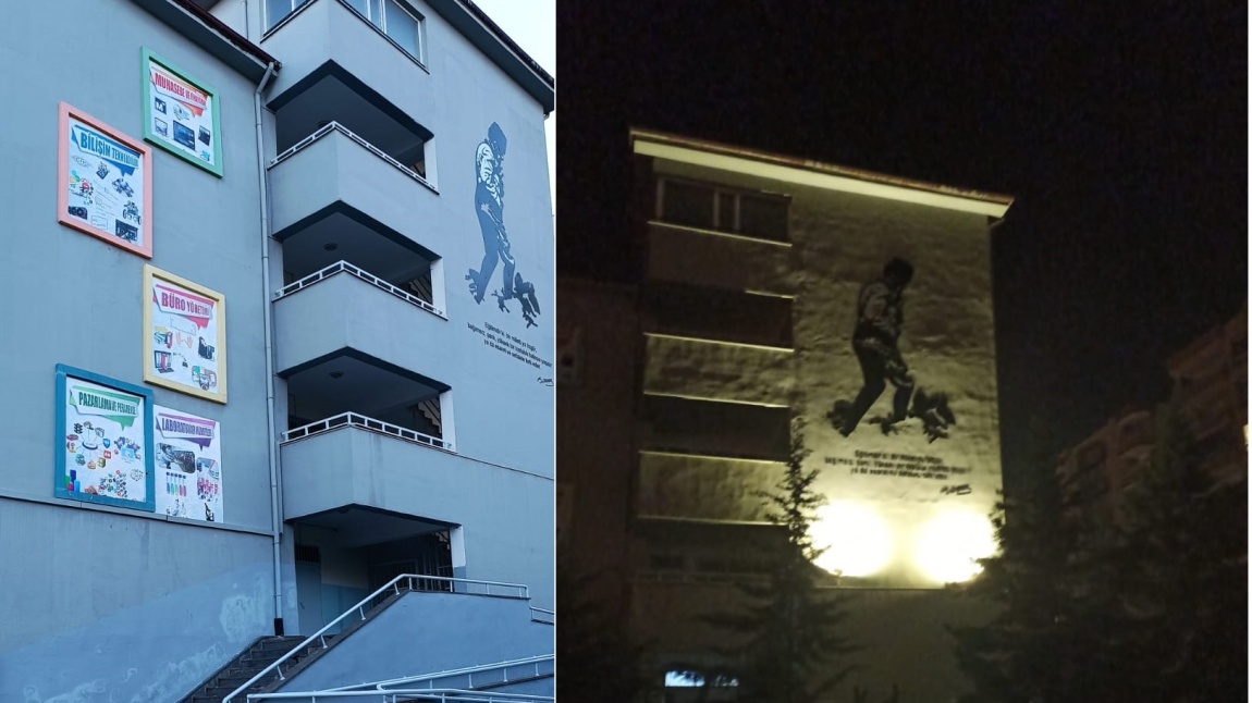 Okul duvarımıza Atatürk figürü ve Alan broşürlerimiz yerleştirildi.